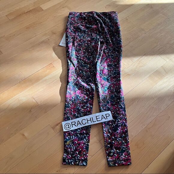 Lululemon Swift Speed High-Rise Tight 28" - Picture 5 of 6